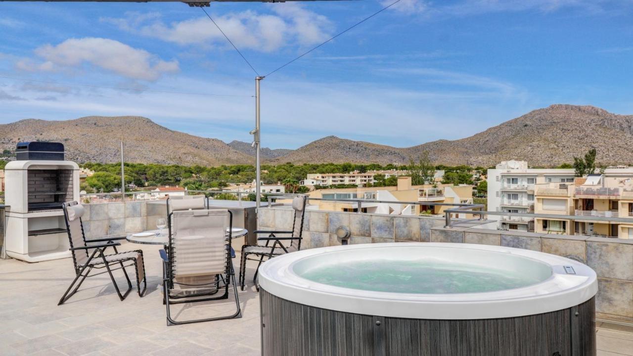Elegant With Sea View In Puerto De Pollenca 120m² Jacuzzi Apartment Port de Pollença